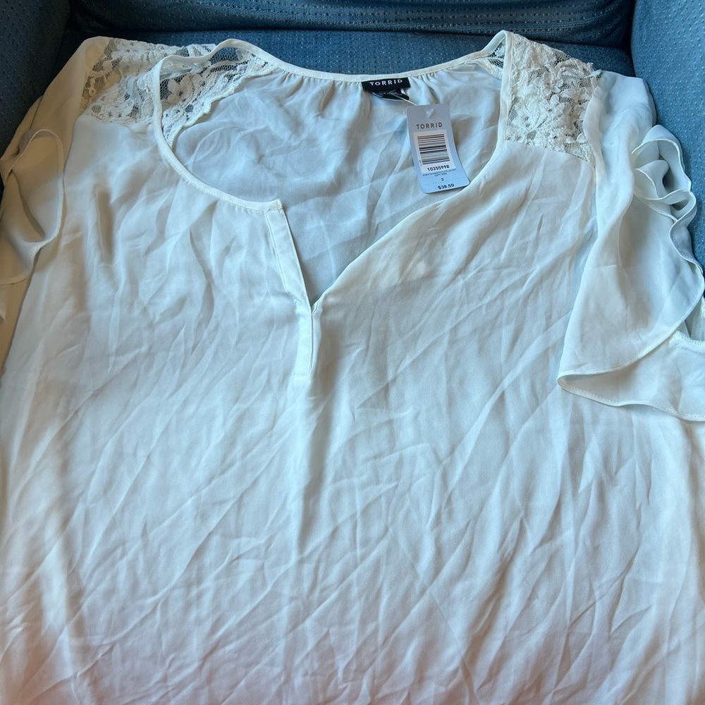 Torrid silky top